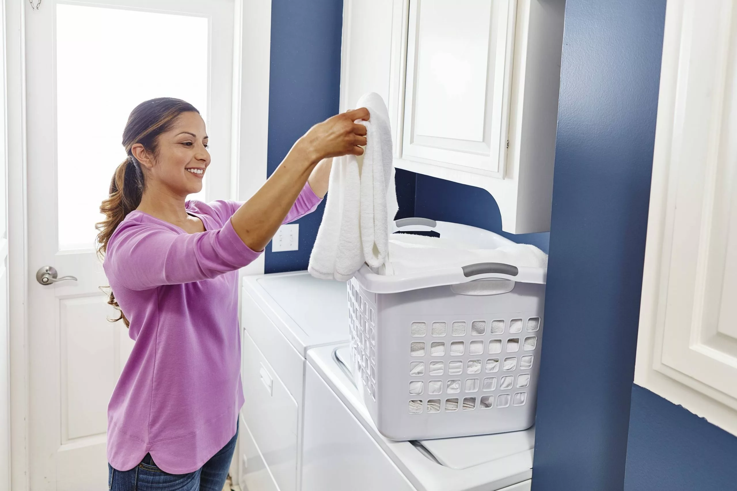 Clorox Germicidal Bleach, Regular- 81-oz Bottle 12 Clorox Germicidal Bleach, Regular- 81-oz Bottle - Image 10